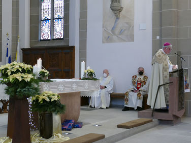 Diözesale Aussendung der Sternsinger des Bistums Fulda in St. Crescentius (Foto: Karl-Franz Thiede)